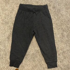 Toddler sweatpants size 3T like new.